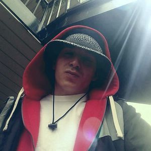 Meet your Posher, Devan